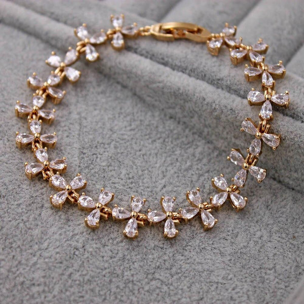 Fahion Waterdrop heart CZ Diamond  Bracelet Trendy Elegant Jewelry