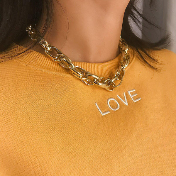 "Queen" Twist Retro Chain Necklace