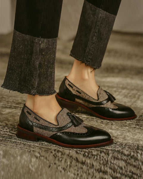 Retro Round Toe Tassel Loafers