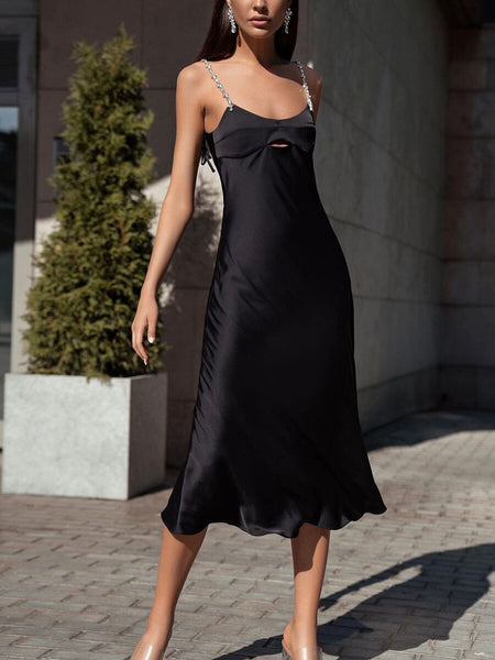 Slim Gown With Diamond Strap Design